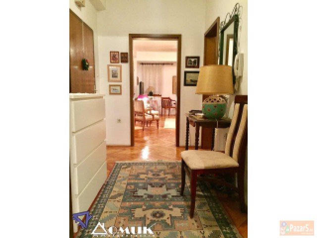 Domik Prodava Nov 3 Soben Stan Kaj Univerzlna Za 1