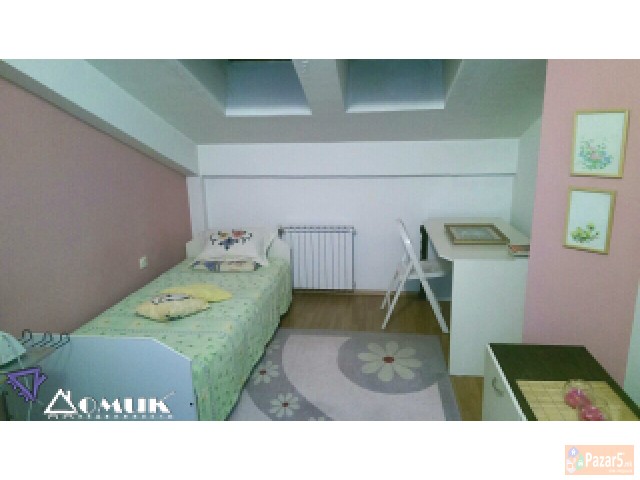 Domik Izdava 3 Soben Namesten Stan Kaj Rampa