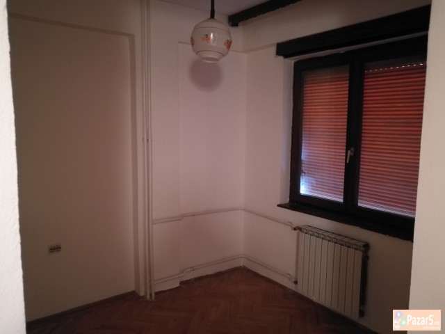 Се продава стан 