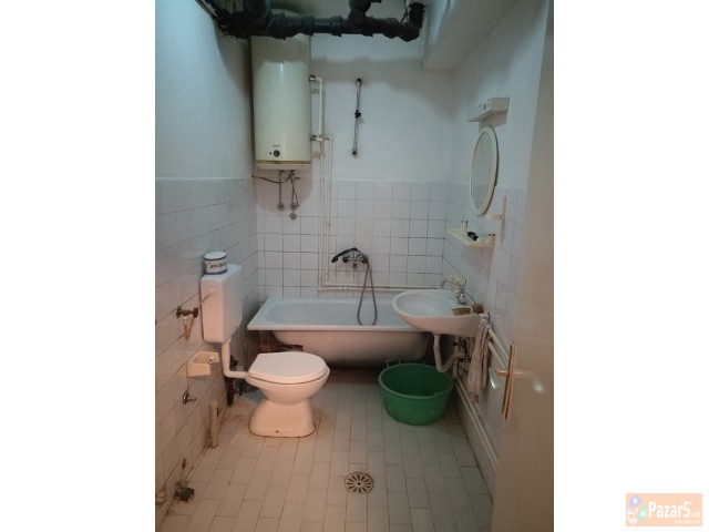 Се продава стан 