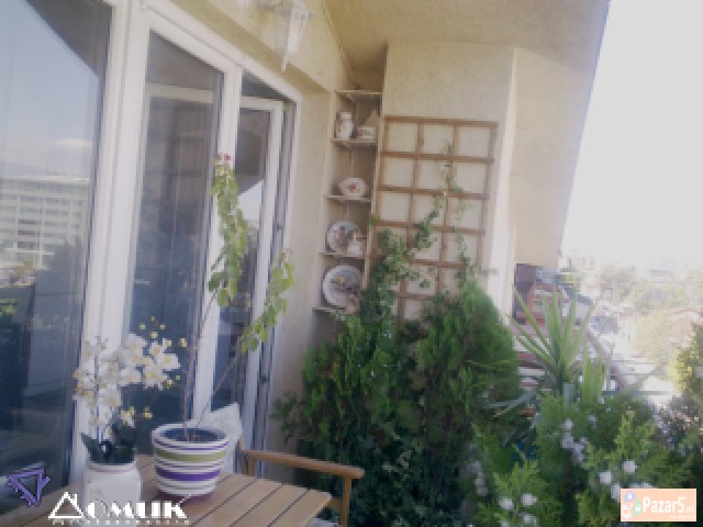 Domik Izdava Lux 3 Soben Stan Vo Centar Nova Zgrad