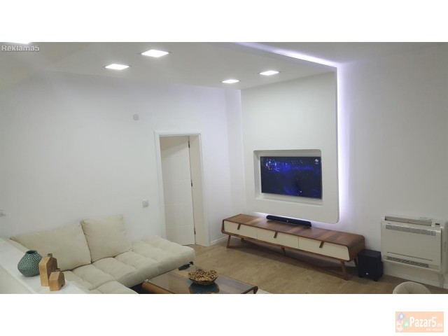 Luksuzno Opremen Stan Vo Centar / Banes Luksoze Ne