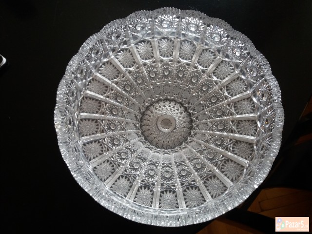 Kristalna Ukrasna Cinija