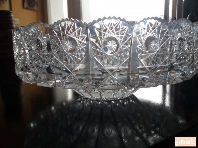 Kristalna Ukrasna Cinija