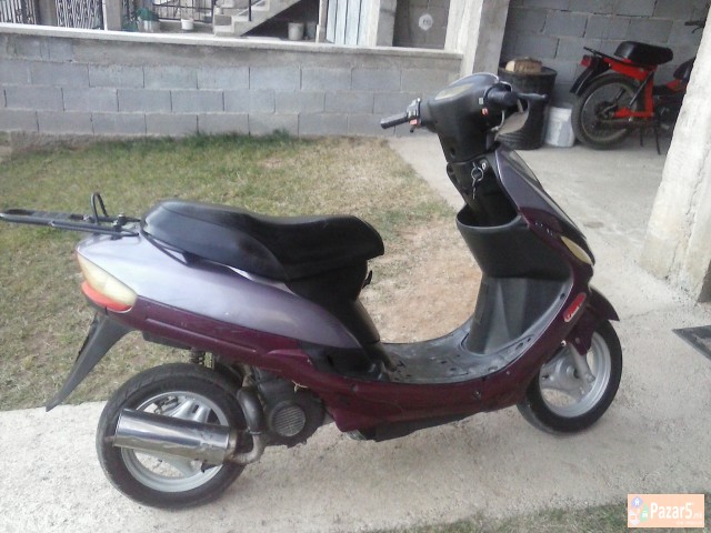 Se Prodava Macat Vo Odlicna Sostojba!