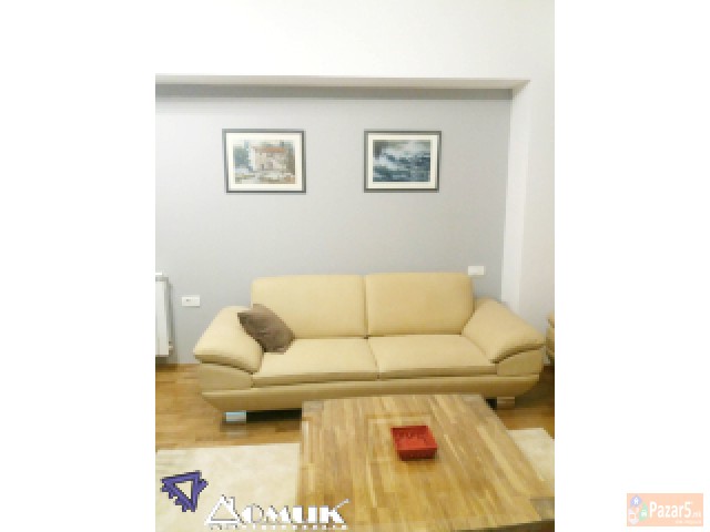 Domik Izdava 2 Soben Nov Stan Vo City Tower