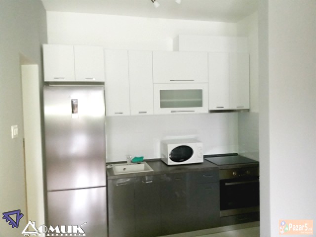 Domik Izdava 2 Soben Nov Stan Vo City Tower