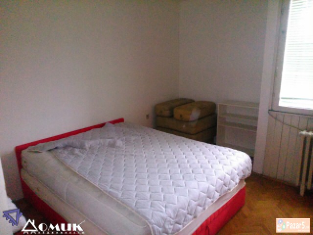 Domik Izdava 2 Soben Namesten Stan Vo Centar