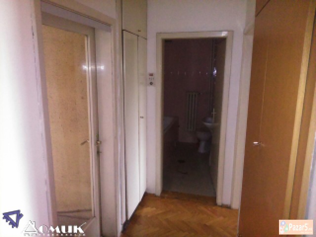 Domik Izdava 2 Soben Namesten Stan Vo Centar