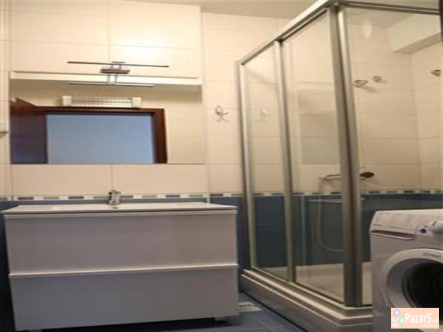 Se Iznajmuva Dvosoben Stan Vo Centar Univerzalna