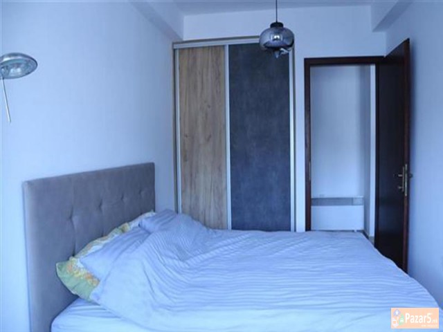 Se Iznajmuva Dvosoben Stan Vo Centar Univerzalna