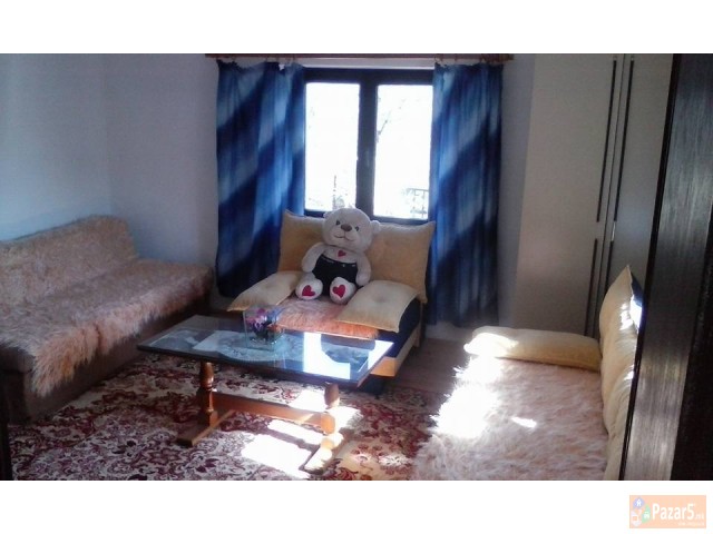 Prodavam Kuka Vo Brusnik , Bitola 