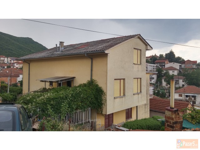 Prodazba Na Kuka Vila Vo Trpejca