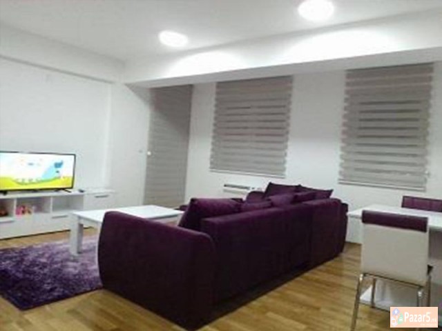 Se Iznajmuva Dvosoben Stan Vo Centar