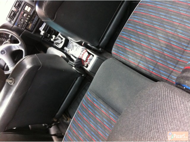 Opel Vectra 2.0i -94