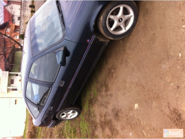 Opel Vectra 2.0i -94