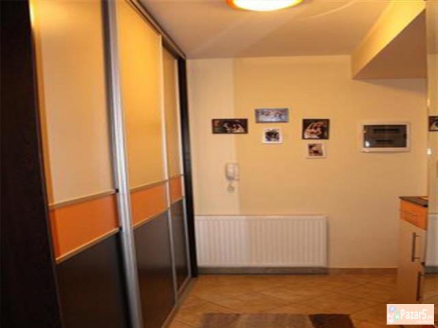 Se Iznajmuva Dvosoben Stan Vo Gjorche