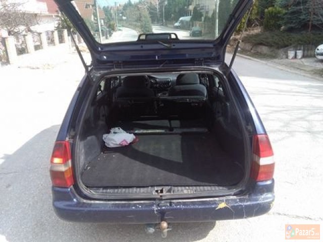 Prodavam Ford Escort 1.8 Obicen Dizel