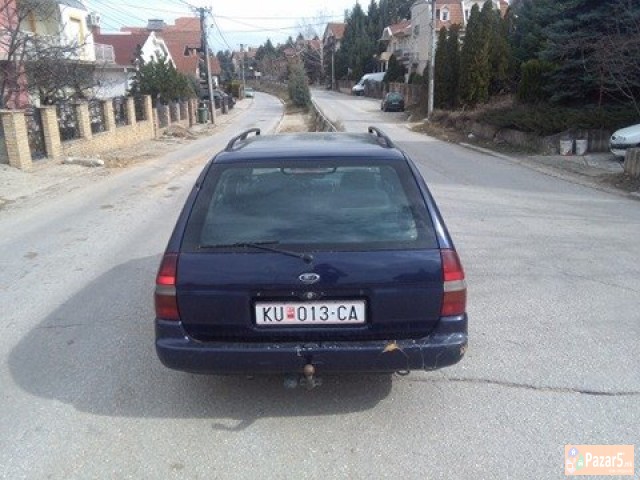 Prodavam Ford Escort 1.8 Obicen Dizel