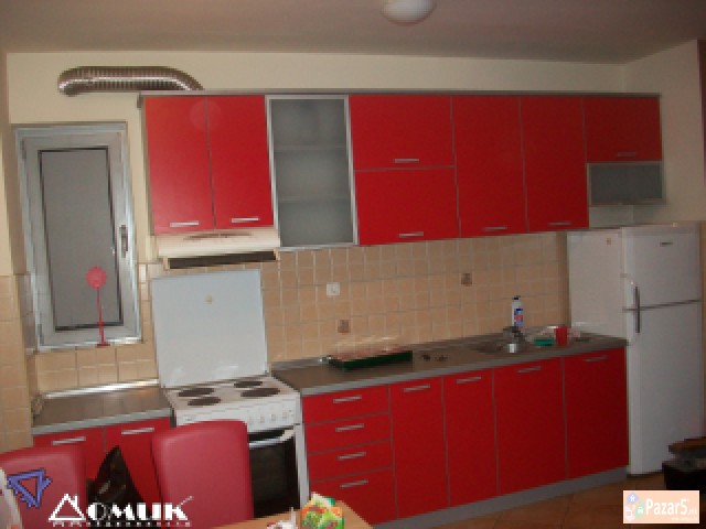 Domik Izdava 2 Soben Nov Stan Pozadi Ramstor