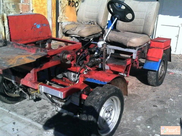 Se Prodava Masina Za Secenje Drva Se Gleda Na Slik