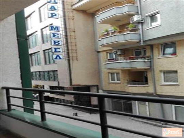 Se Izdava Prazen Stan Vo Debar Maalo