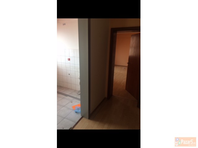  ИТНО СЕ ПРОДАВА 3-СОБЕН СТАН ВО ТОПААНА