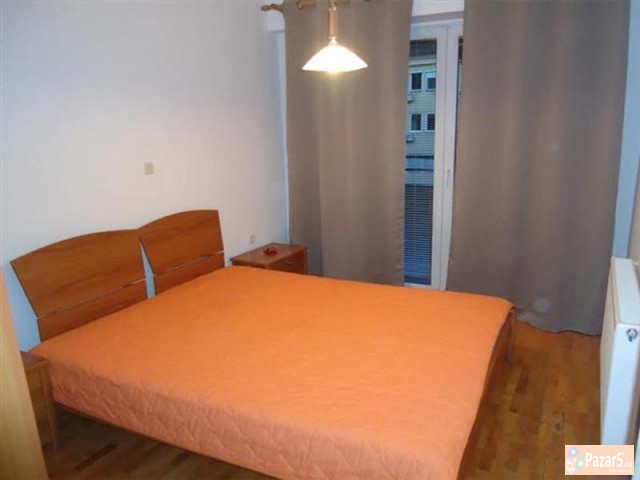 Se Izdava Dvosoben Stan Vo Kapistec