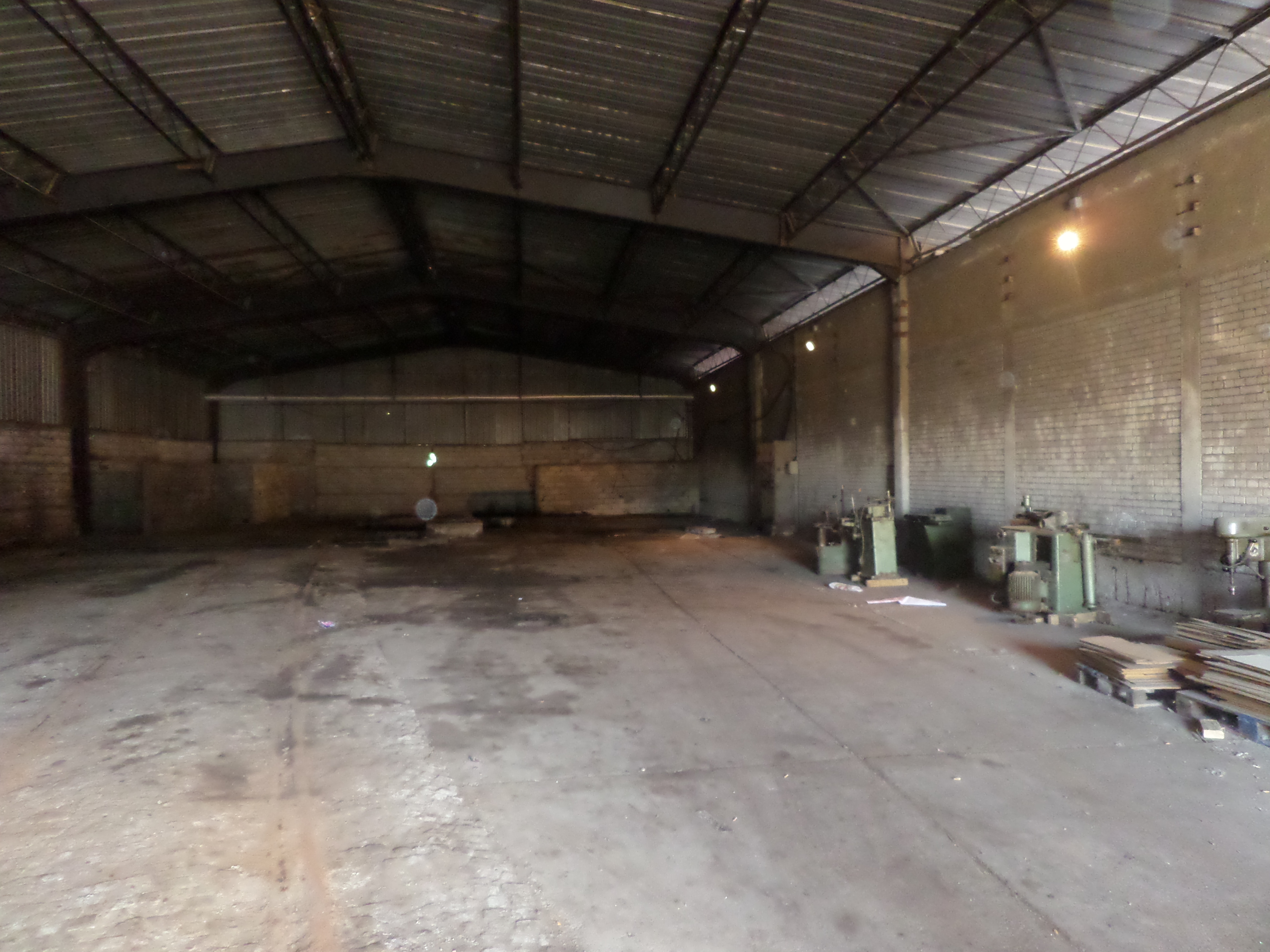 Iznajmuvam Magacin  Kaj Fon Fakultet