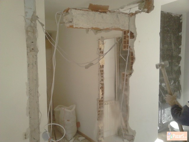 Citam Podrumi Frlanje Sut I Rusenje 