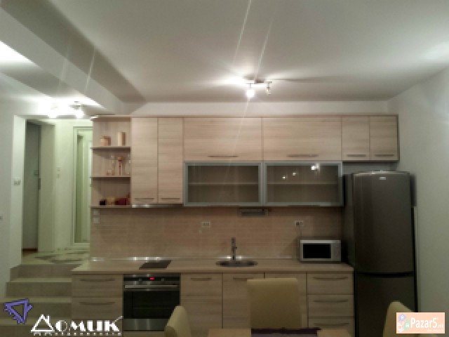 Domik Izdava 3 Soben Luksuzen Stan Vo Crnice