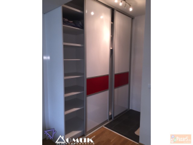 Domik Izdava 4 Soben Luksuzen Stan Vo Crnice