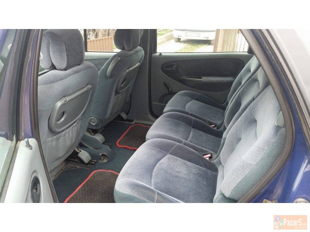 Renault Megane Scenic