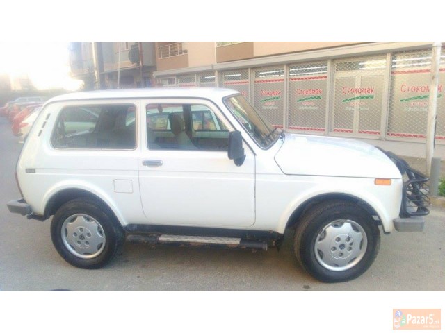 Се продава лада нива 4x4 2006