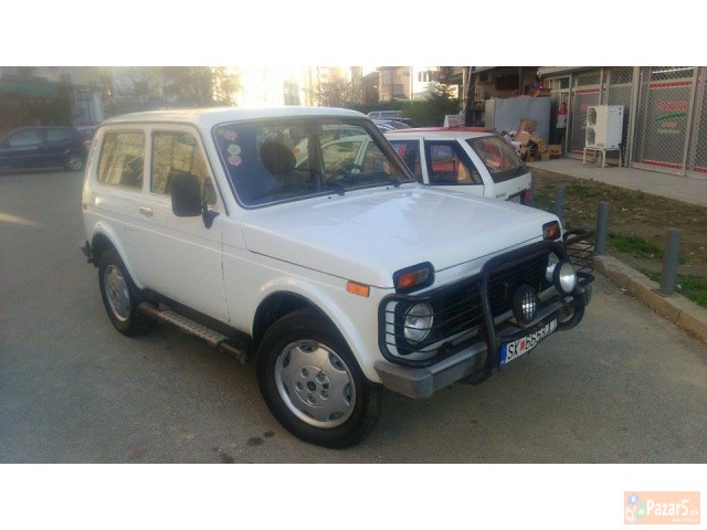 Се продава лада нива 4x4 2006