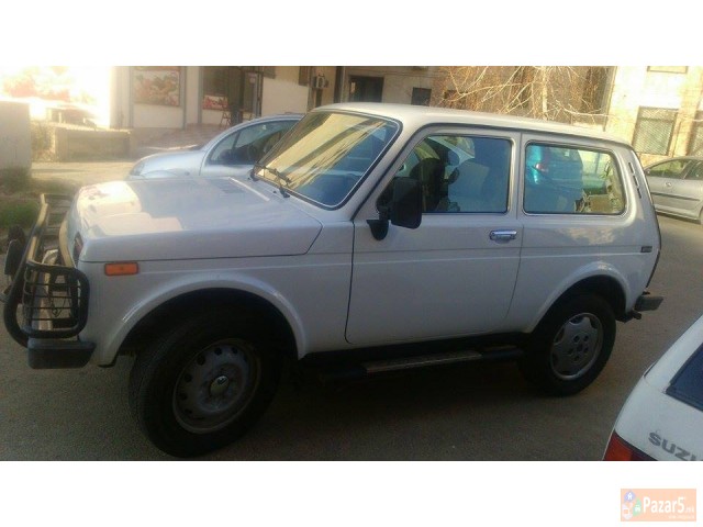Се продава лада нива 4x4 2006