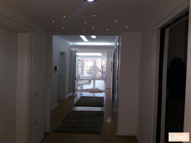 Se Izdava Lux Nevseluvan Stan Vo Debar Maalo