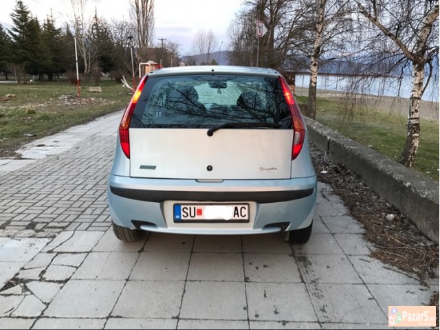 Fiat Punto 1.2 2002 Registrirano Do 12.03.2018 Uve