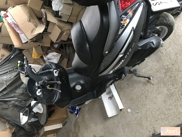 Prodavam Sym Joy Max 125