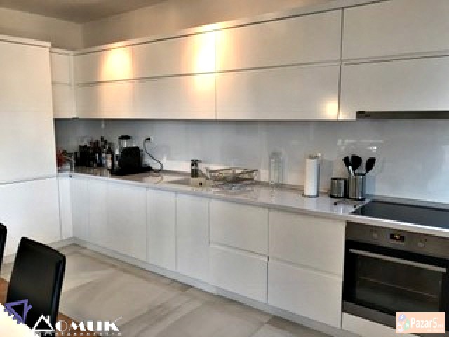 Domik Izdava Nov Luksuzen 4 Soben Stan Na Vodno