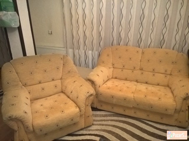 Prodavam  Garnitura Za Dnevna Soba