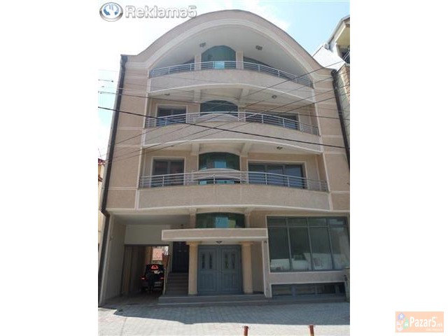 Kuka 800m2 Vo Skopje, Moze I Iznajmuvanje