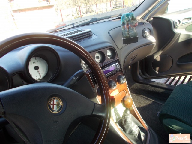  Alfa Romeo 156 