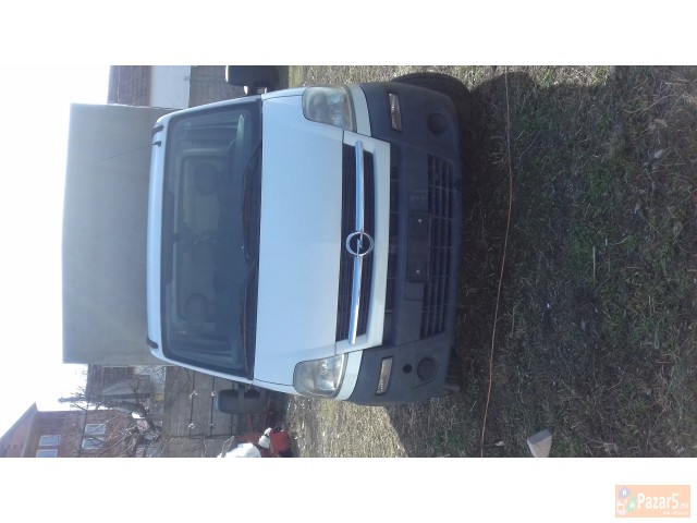 Opell Movano 2.5 Tdci