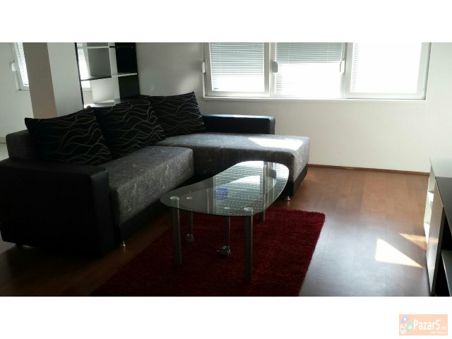 СЕ ПРОДАВА 3-СОБЕН СТАН ВО ЦЕНТАР