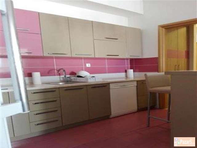 СЕ ИЗДАВА НОВ СТАН НА ВОДНО