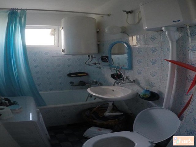 СЕ ИЗДАВА ДВОСОБЕН СТАН ВО ДЕБАР МААЛО