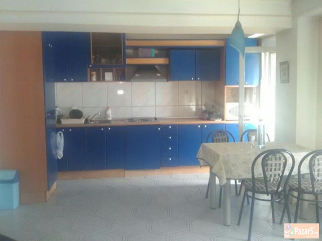 СЕ ИЗДАВА ДВОСОБЕН СТАН КАЈ СКОПЈАНКА