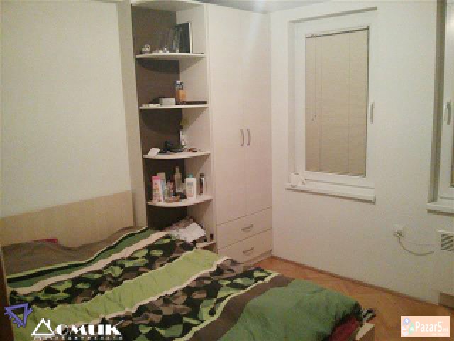 Domik Izdava 2 Soben Nov Stan Vo Centar