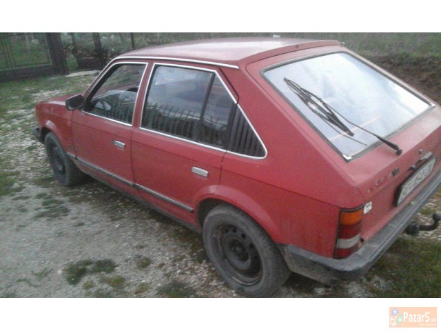 Se Prodava Opel Kadet 350e Pali Vozi Vo Dobre Sost